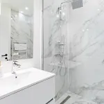 Apartment Cozy Luxury Brand New With In