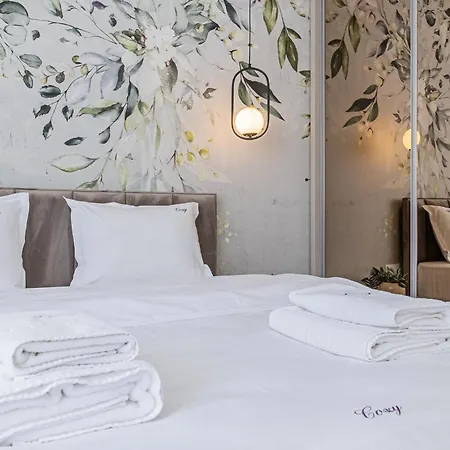 Apartment Cozy Luxury Brand New With In