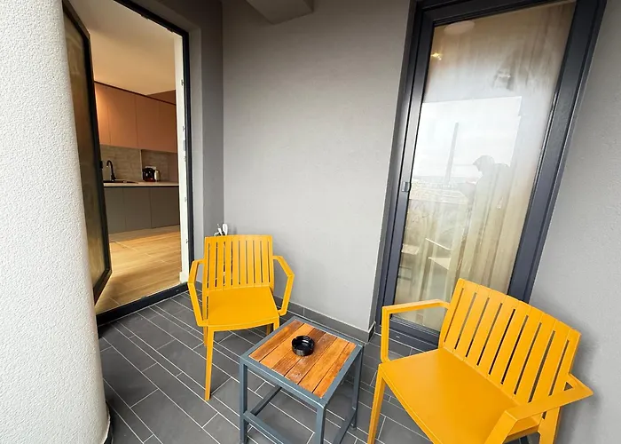 아파트 Luxury Brand New With In 3*