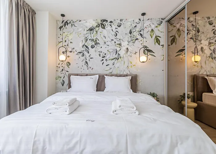 Luxury Brand New With In 3*