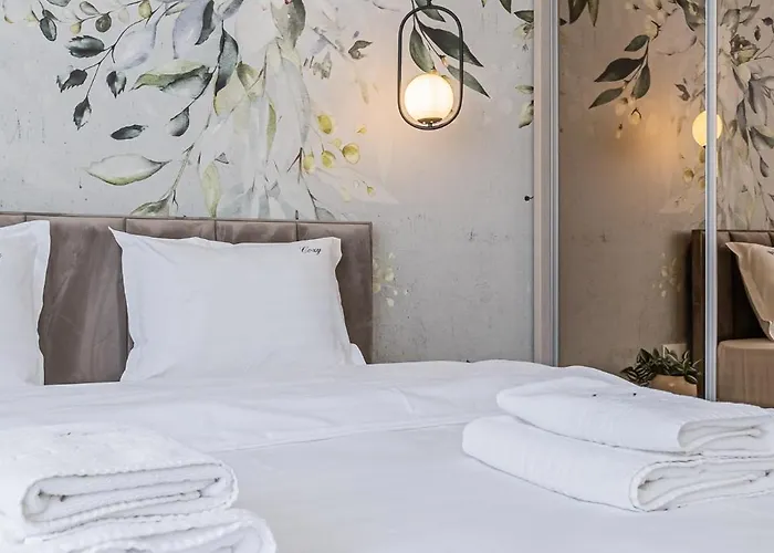 Apartment Luxury Brand New With In